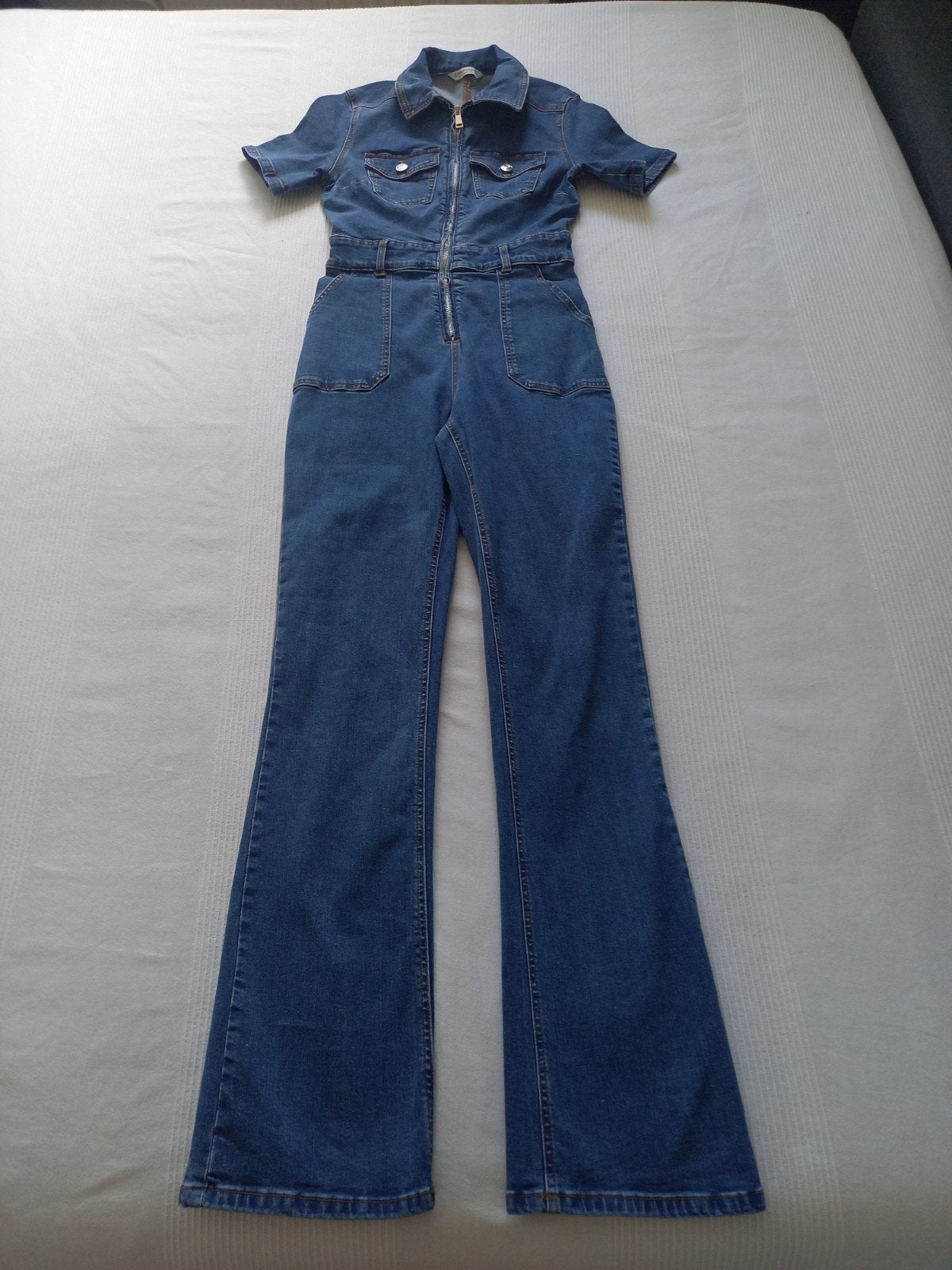 Stradivarius denim jumpsuit maat S, Kleding | Dames, Jumpsuits, Blauw, Ophalen of Verzenden, Maat 36 (S), Stradivarius