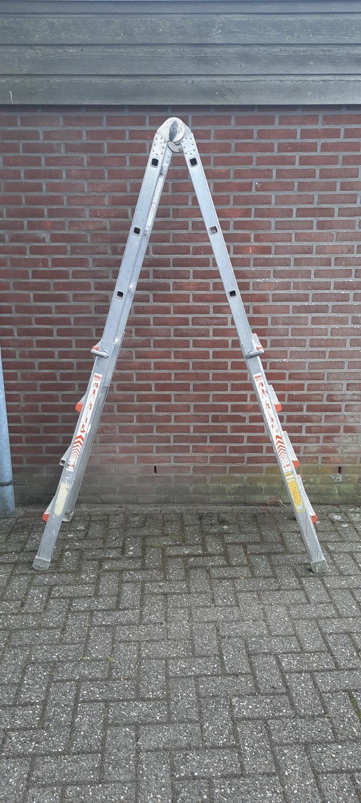 Multifunctionele Telescoopladder - Diverse Opstellingen, Doe-het-zelf en Verbouw, Ophalen, Gebruikt, Ladder, Opvouwbaar of Inschuifbaar