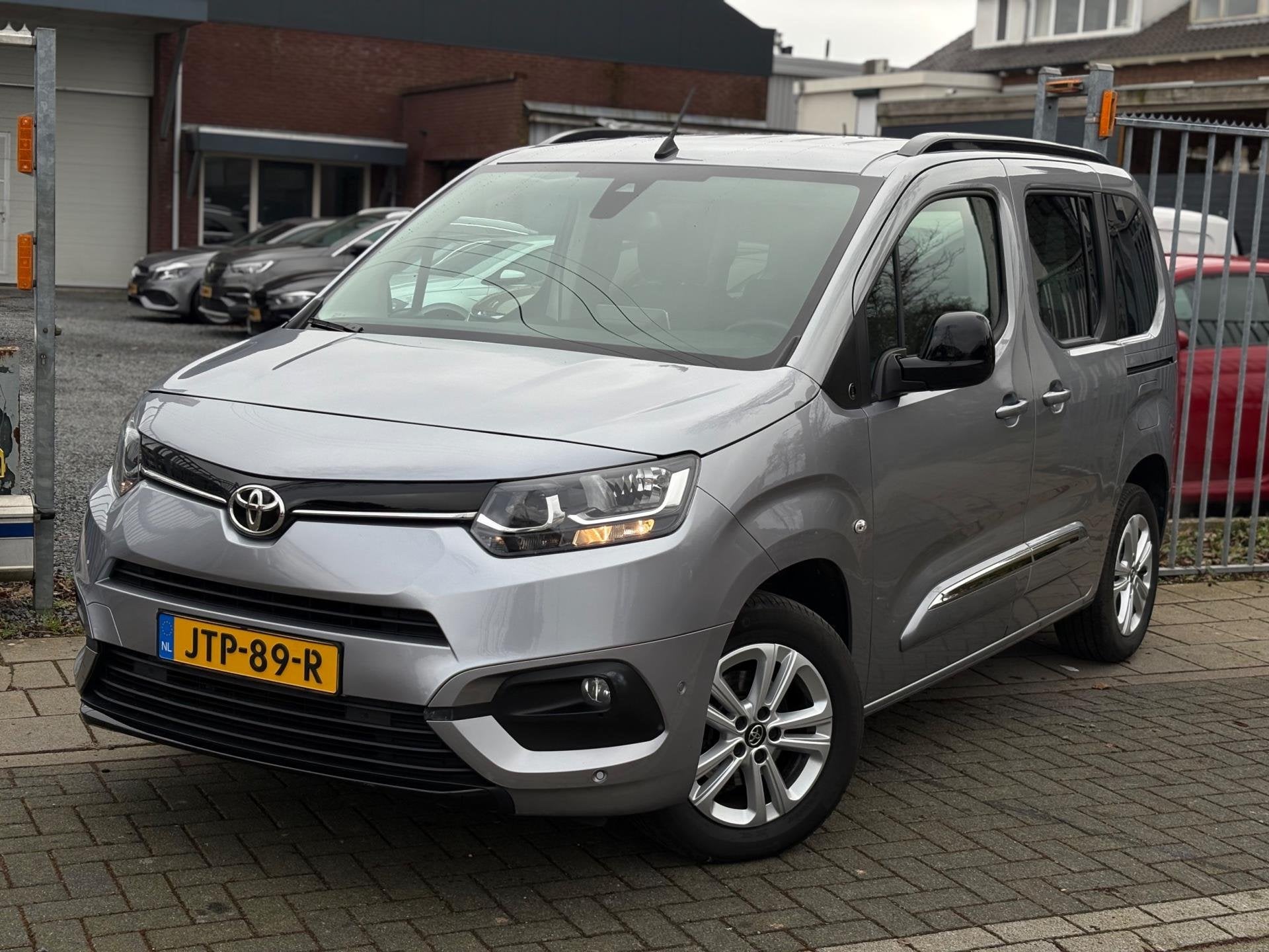 Toyota Proace City Verso 1.2 Turbo Team D | Navigatie | A.Ca, Voorwielaandrijving, Stof, Gebruikt, Bedrijf