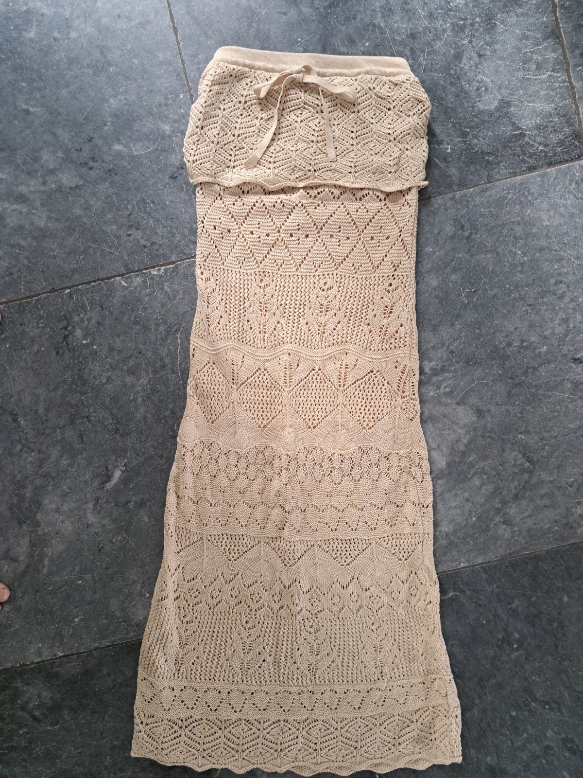 Lange gehaakte jurk/rok - Beige -S, Kleding | Dames, Rokken, Maat 38/40 (M), Beige, Ophalen of Verzenden, Zo goed als nieuw
