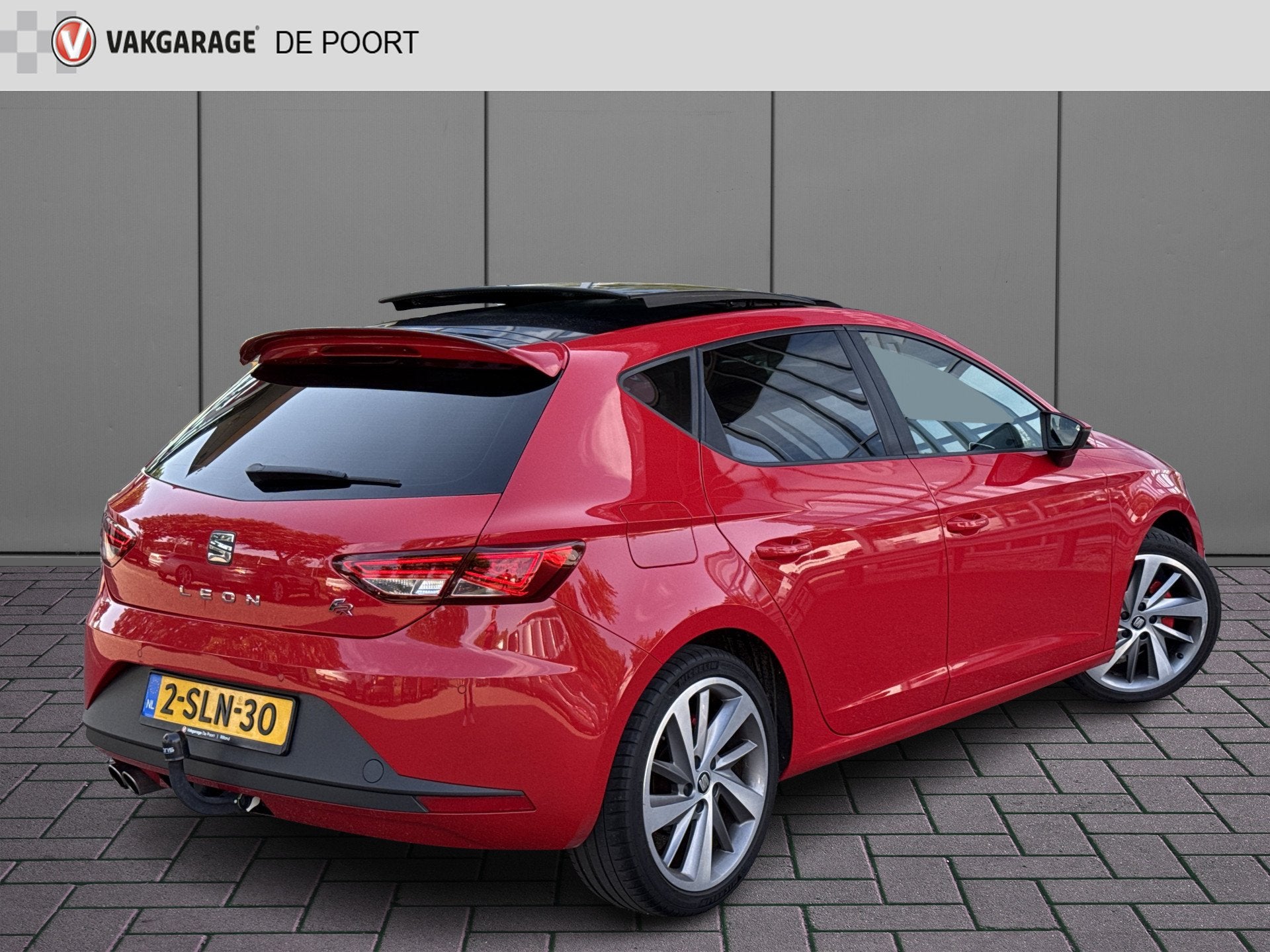 SEAT Leon 1.4 TSI FR Business | NL-auto | Pano | Navi | Trek, Auto's, Seat, Voorwielaandrijving, Gebruikt, Zwart, 4 cilinders
