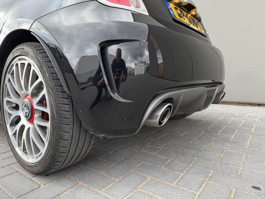 Fiat ABARTH 500 - Cabrio 595 Zomerprijs €. 13999.-, Auto's, 135 pk, Euro 6, Zwart, Bedrijf