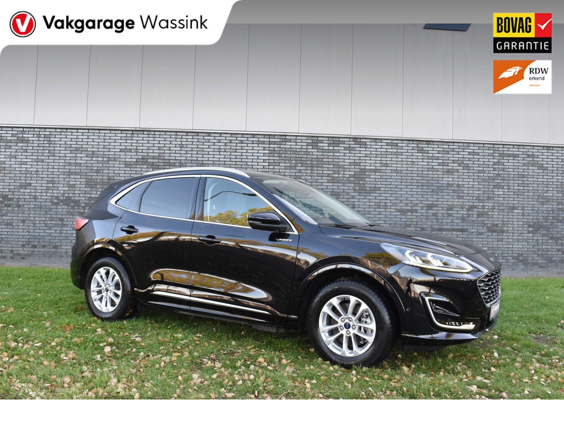 Ford Kuga 2.5 PHEV Vignale Plugin hybride (bj 2021), Auto's, 14 kWh, Gebruikt, 4 cilinders, Zwart