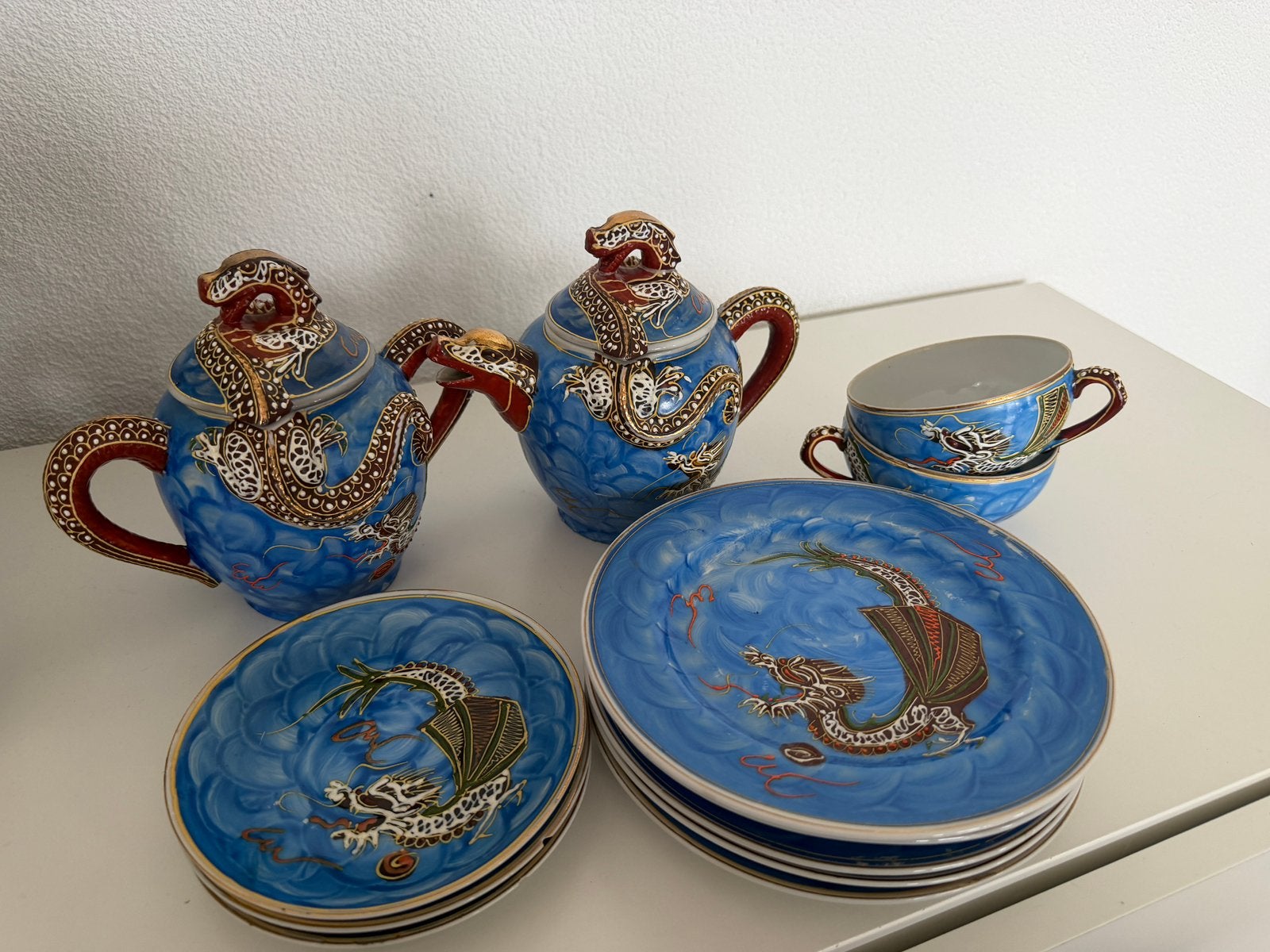 Blue dragon Ware Kutani Moriage Lithophane Tea set, Ophalen