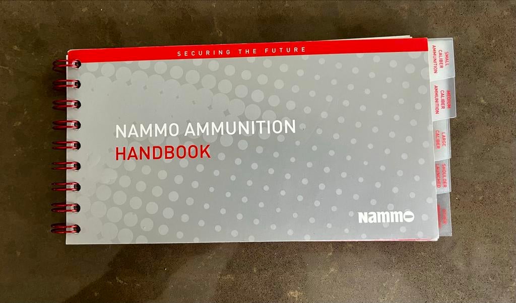 Schaars: NAMMO Ammunition Handbook - Munitie Handboek, Verzamelen, Verzenden