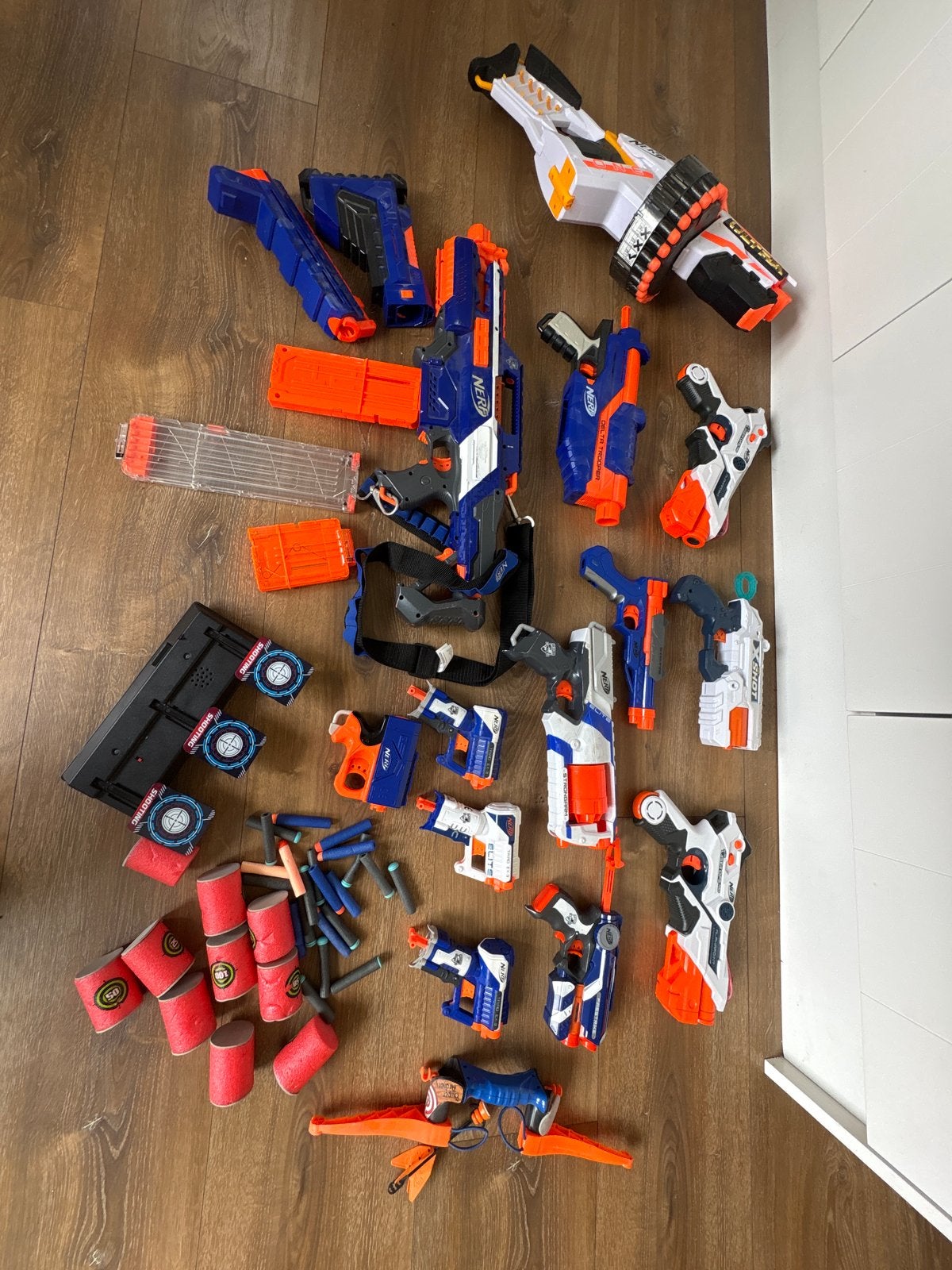 Grote Nerf-collectie met accessoires en pijltjes, Ophalen, Gebruikt, Jongen of Meisje