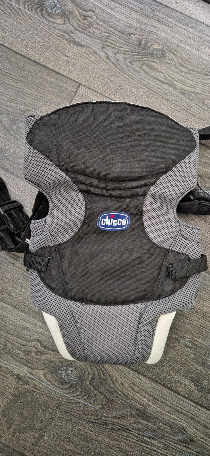 Twee Chicco Draagzakken, Ophalen, Gebruikt, Buik of Rug, Chicco