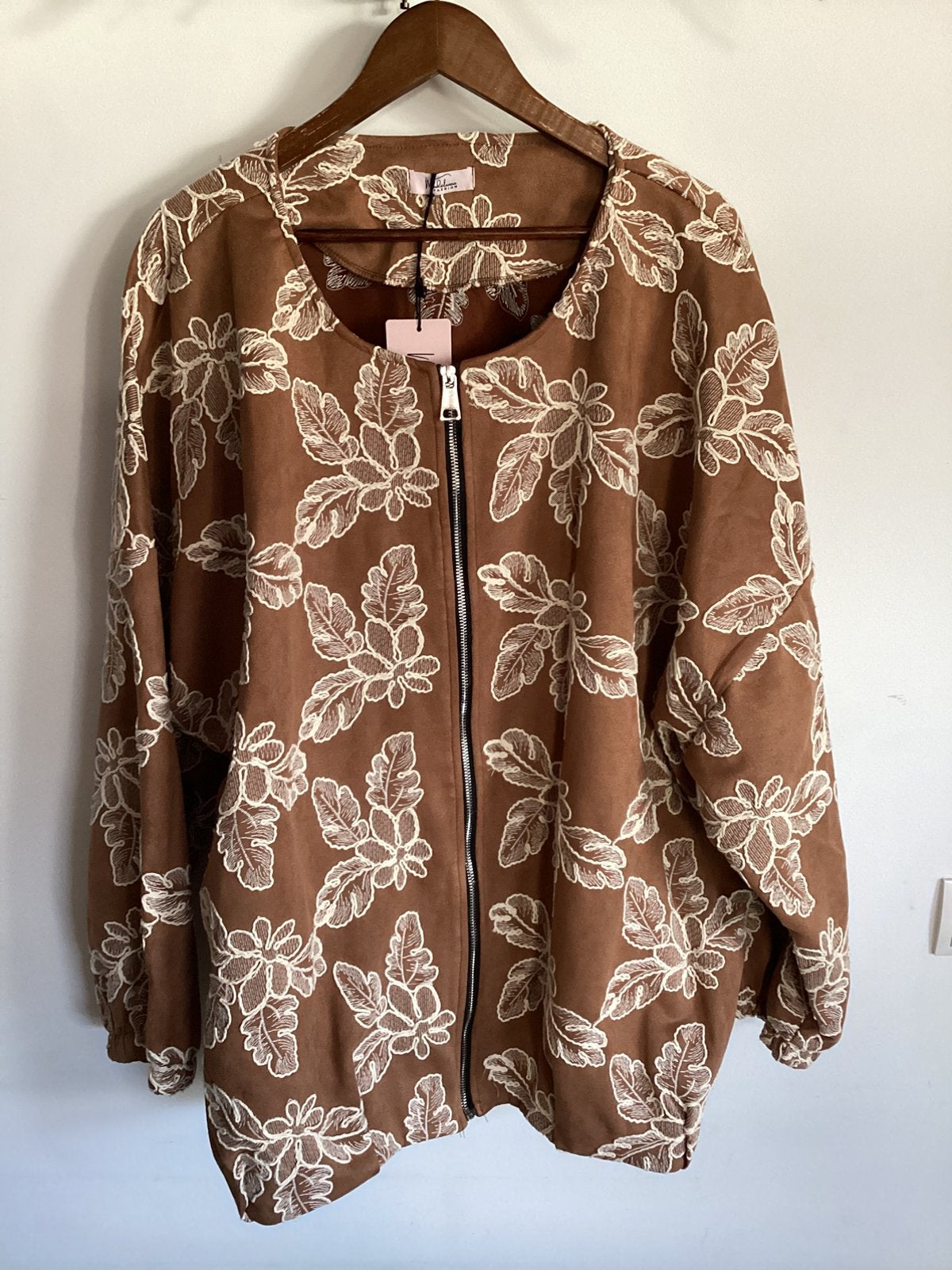 Jasje Modelunna, Ophalen of Verzenden, Nieuw, Maat 46/48 (XL) of groter, Bruin