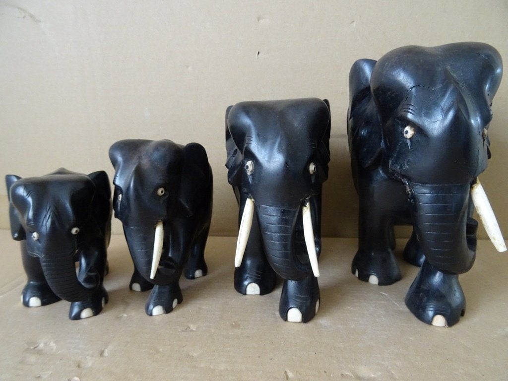 Ebbenhouten beeld beelden olifant olifanten 10cm tot 18cm, Verzamelen, Ophalen of Verzenden, Gebruikt, Dier