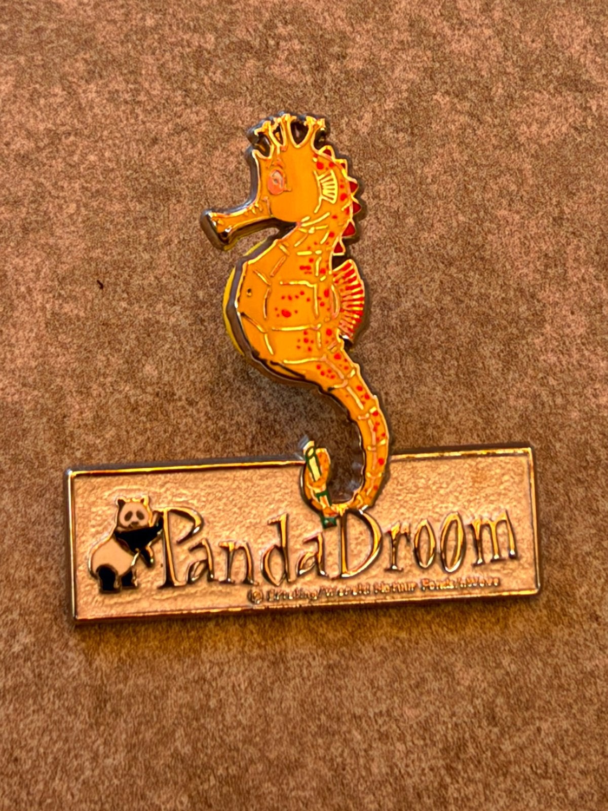 Efteling pin zeepaardje Pip van Pandadroom, Ophalen of Verzenden, Zo goed als nieuw, Button of Speldje