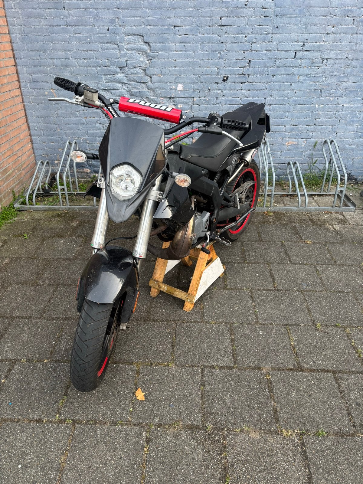 Derbi 70cc Brommer - gestraald blok, Fietsen en Brommers, Brommers | Derbi, Gebruikt, Maximaal 45 km/u, Ophalen