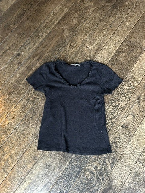 E10-zwart truitje korte mouw maat medium, Kleding | Dames, Tops, Maat 38/40 (M), Zwart, Ophalen of Verzenden, Korte mouw