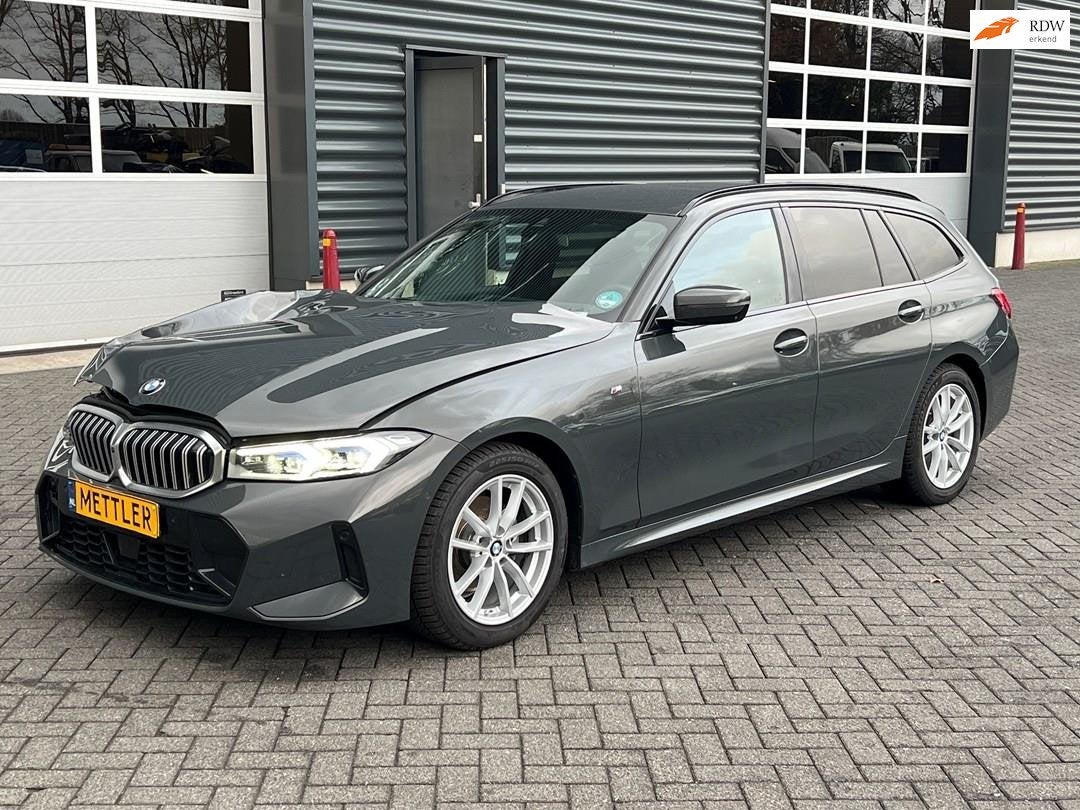 BMW 3-serie 320d, M sportpakket, 360 camera, navigatie, Auto's, Automaat, Achterwielaandrijving, 1995 cc, Automatische klimaatregeling