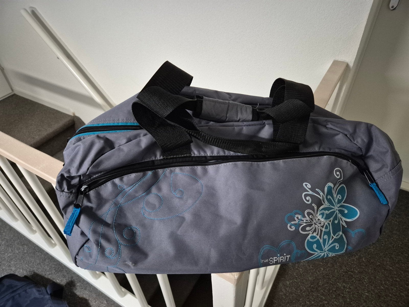 Reistas spirit,60 cm breed,24 cm hoog, Dieren en Toebehoren, Hondenkleding, Ophalen of Verzenden