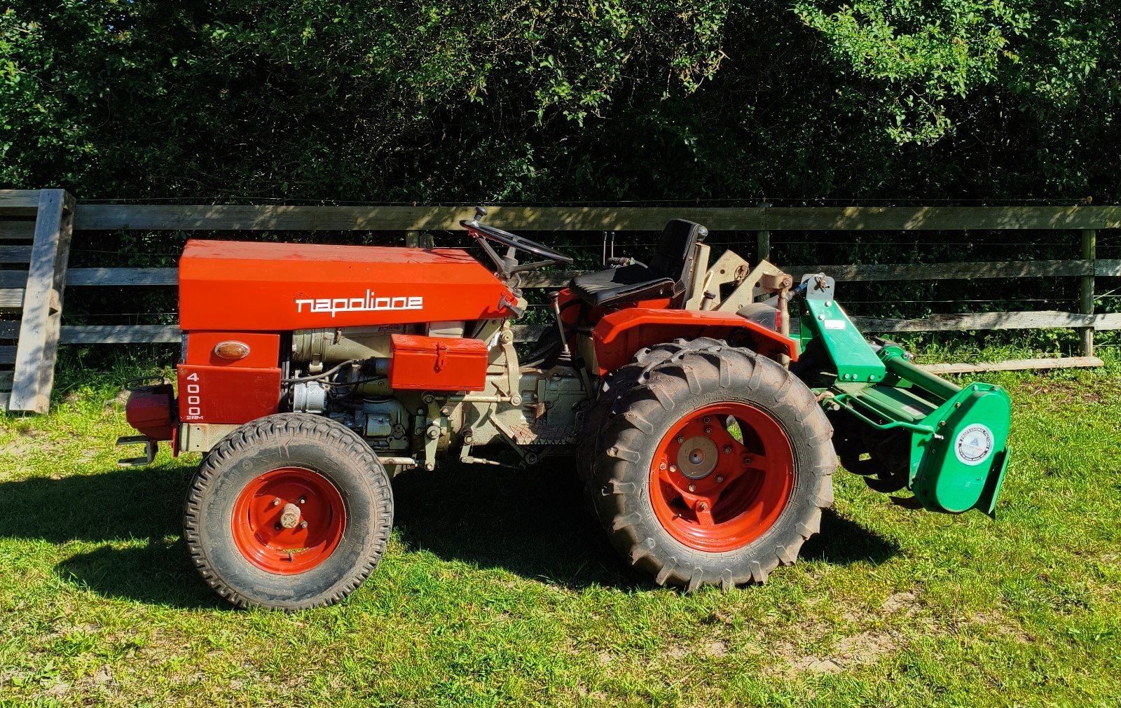 Napolione 4000 Tractor met Better Agro RT-135 Rotorkopeg, Ophalen, Akkerbouw, Grondbewerking