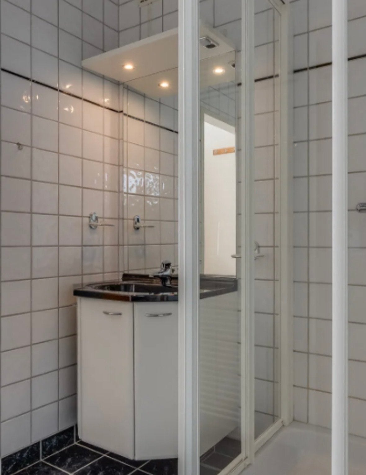 Wastafelkast met wasbak,spiegel, ideaal voor kleine badkamer, Ophalen, Minder dan 50 cm, Gebruikt, Minder dan 25 cm