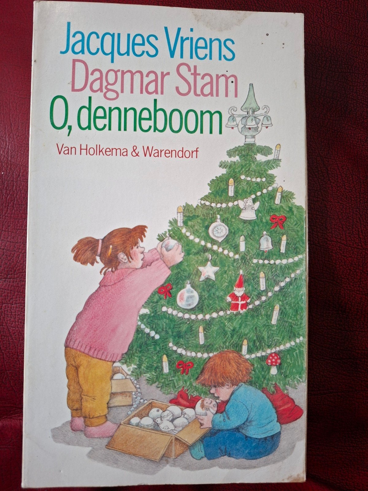 O, denneboom - Jacques Vriens & Dagmar Stam (Gelezen), Boeken, Ophalen of Verzenden, Gelezen, Jacques Vriens, Dagmar Stam, Fictie algemeen