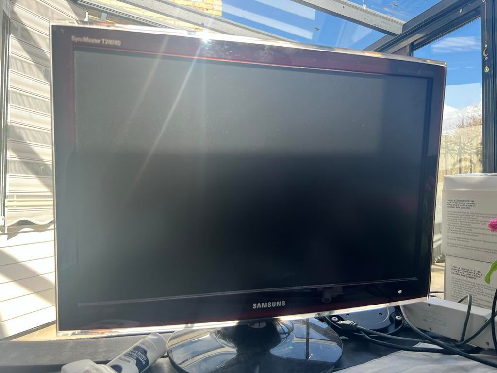 Samsung SyncMaster T240HD monitor, Computers en Software, Monitoren, Ophalen, Gebruikt, HDMI