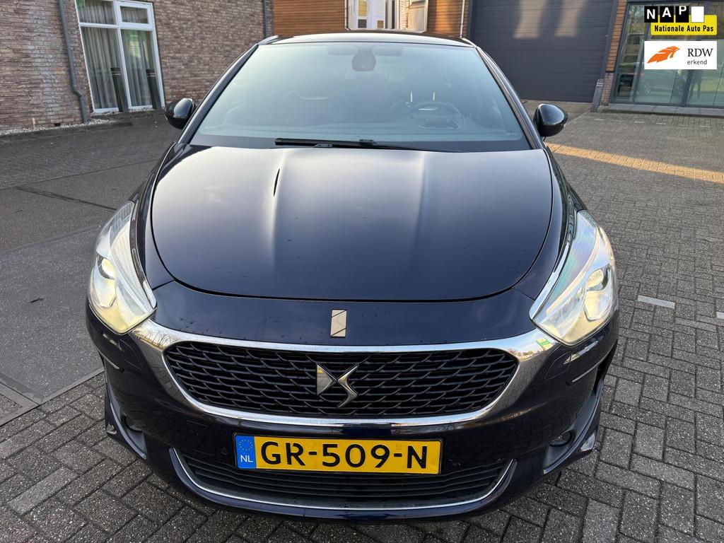 DS 5 1.6 THP ((( MOOI NETTE AUTO VOLL OPTIONS ))), Gebruikt, Euro 6, 4 cilinders, 1404 kg