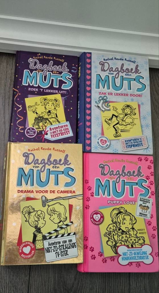 Dagboek van een muts, 4 delen., Ophalen of Verzenden, Zo goed als nieuw, Rachel Renée Russell