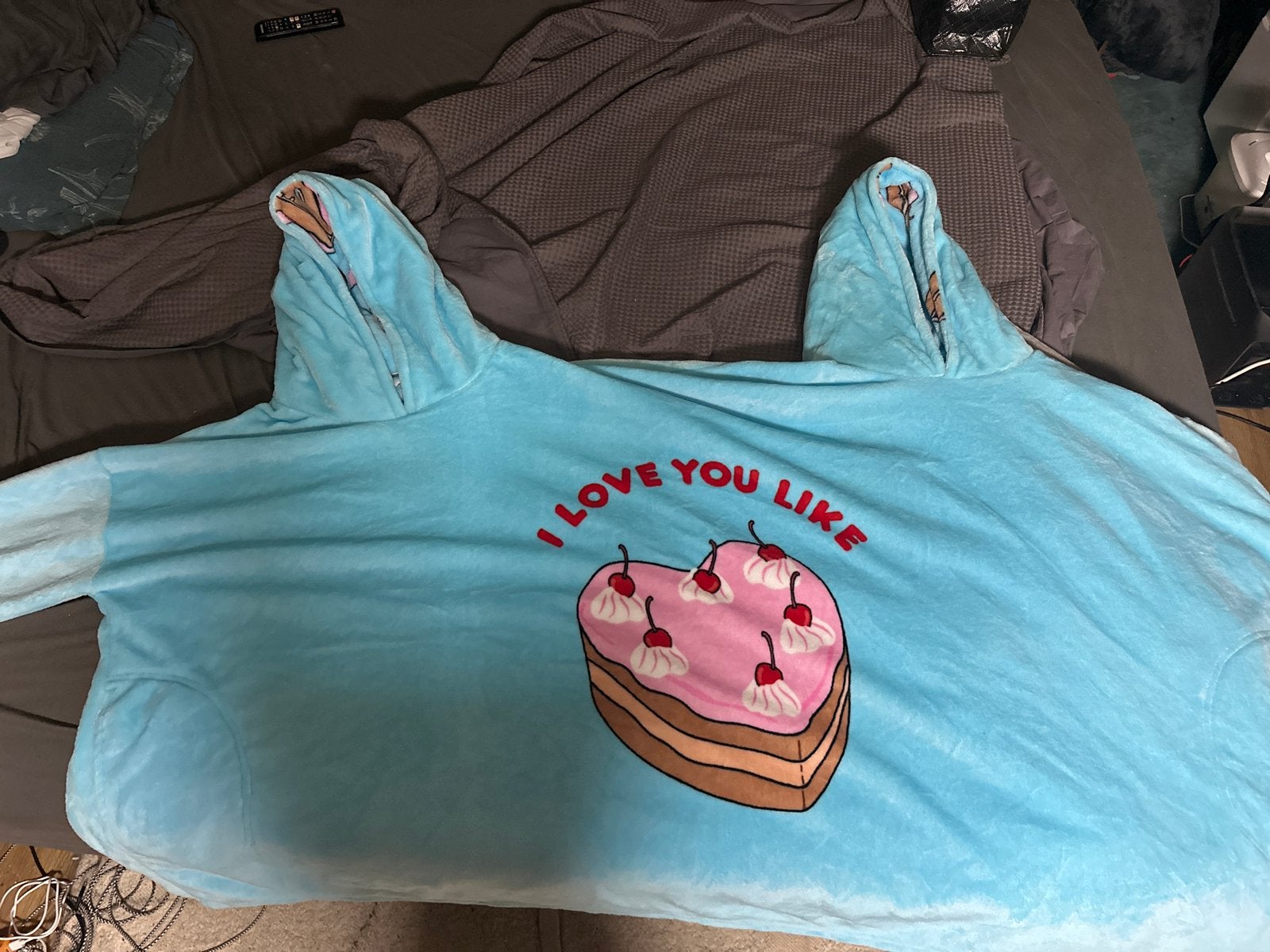 Primark Oversized Hoodie Deken - I Love You Like Cake, Ophalen, Zo goed als nieuw, Plaid, Blauw