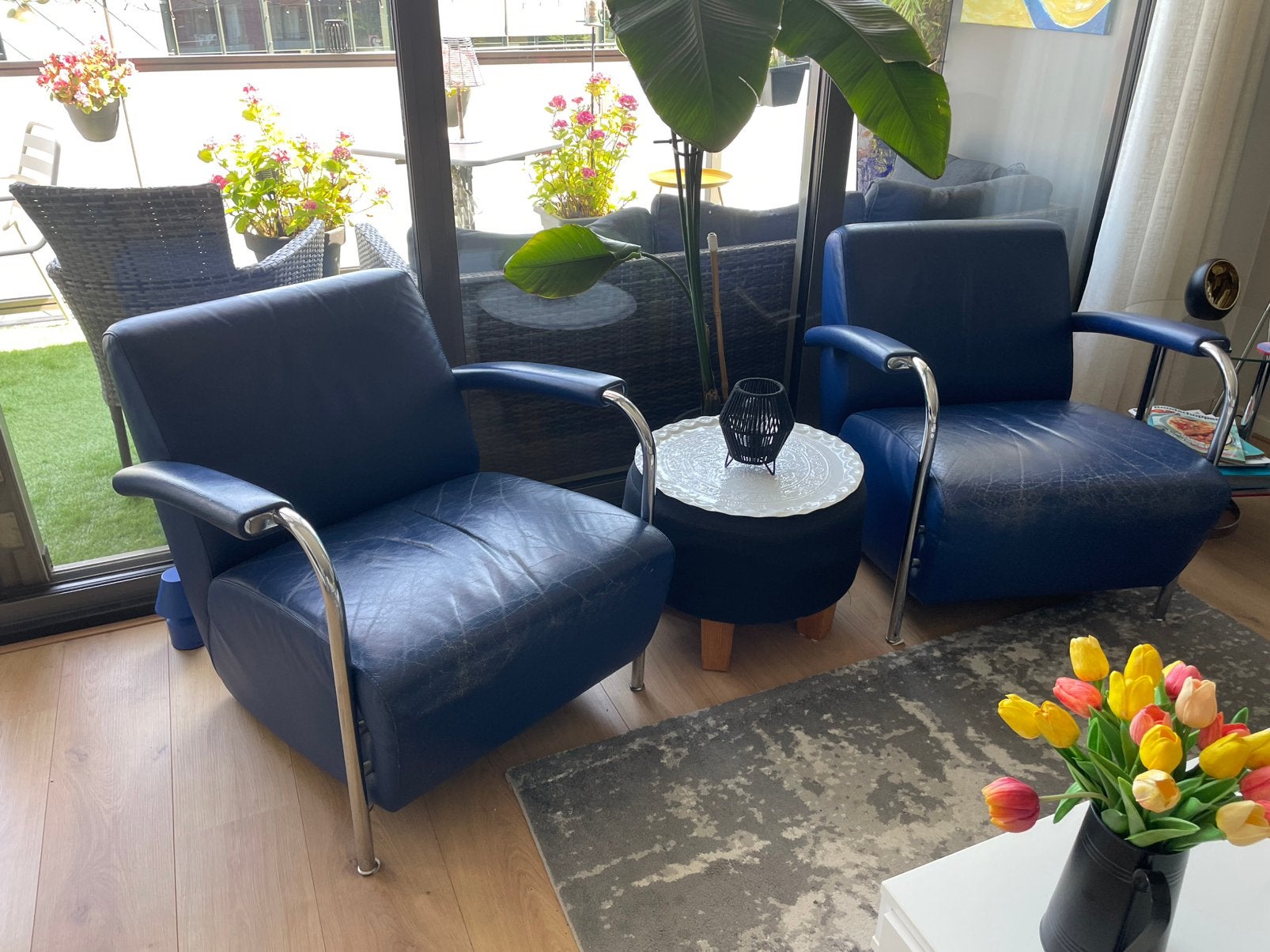 Kobaltblauwe fauteuils van Leolux, Huis en Inrichting, Fauteuils, Ophalen, Gebruikt, Minder dan 75 cm, Leer