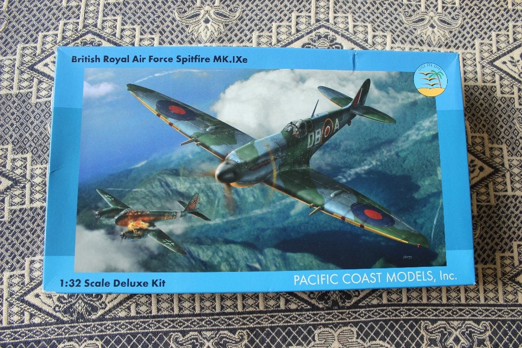 pac  models bouwdoos  raf  spitfire MK.IXe  1:32, Verzamelen, Ophalen of Verzenden, Zo goed als nieuw, Schaalmodel
