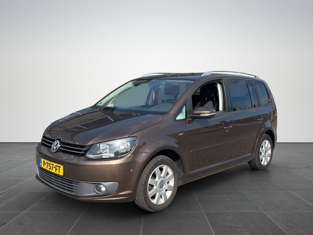 Volkswagen Touran 1.2 TSI LIFE 5-zits | Airco | Cruise |Navi, Voorwielaandrijving, Stof, Euro 6, 4 cilinders