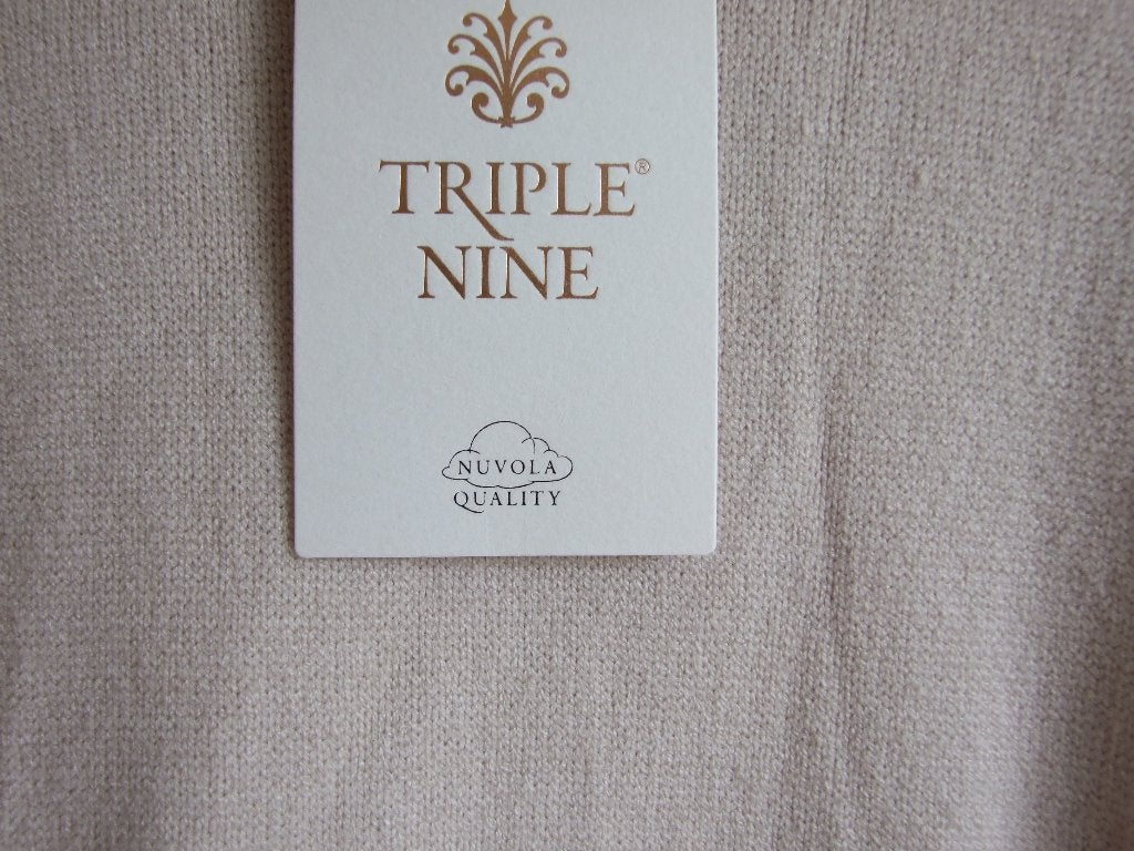 Triple Nine zandkleurig gebreide top maat: M/L, Maat 38/40 (M), Triple Nine, Beige, Nieuw