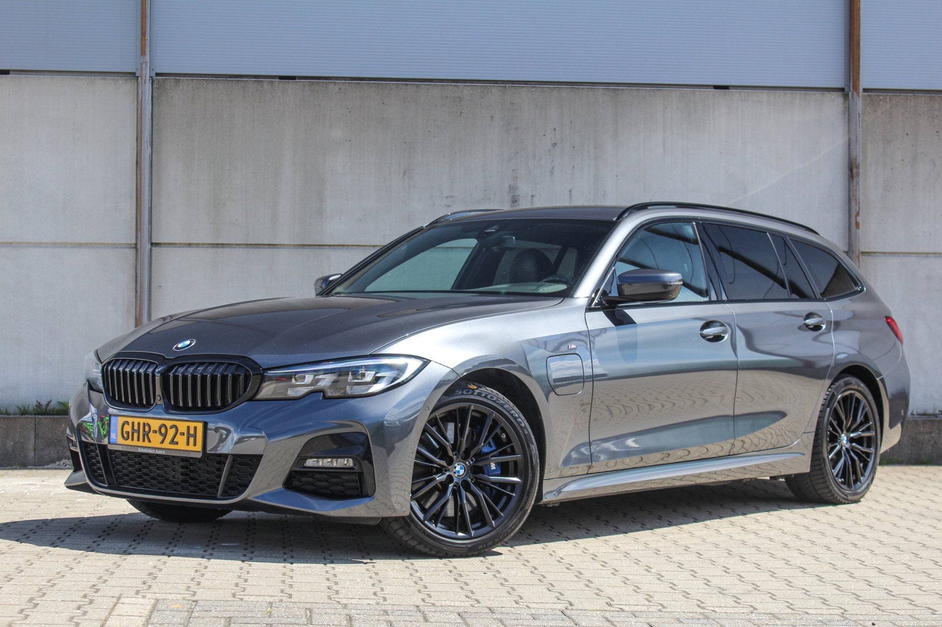 BMW 3-serie Touring 330e xDrive High Executive - trekhaak -