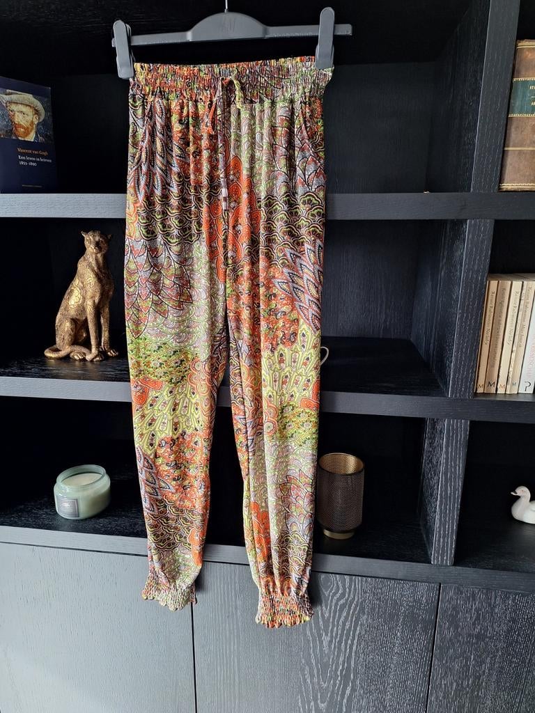 Broekje 1 maat elastische tailleband 36 38 40 42, Kleding | Dames, Maat 38/40 (M), Overige kleuren, Ophalen of Verzenden, Zo goed als nieuw