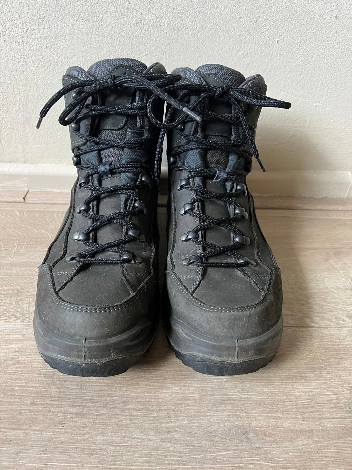 LOWA Renegade GTX mid maat 44,5, Ophalen of Verzenden, Zo goed als nieuw, Overige kleuren, Wandelschoenen of Bergschoenen