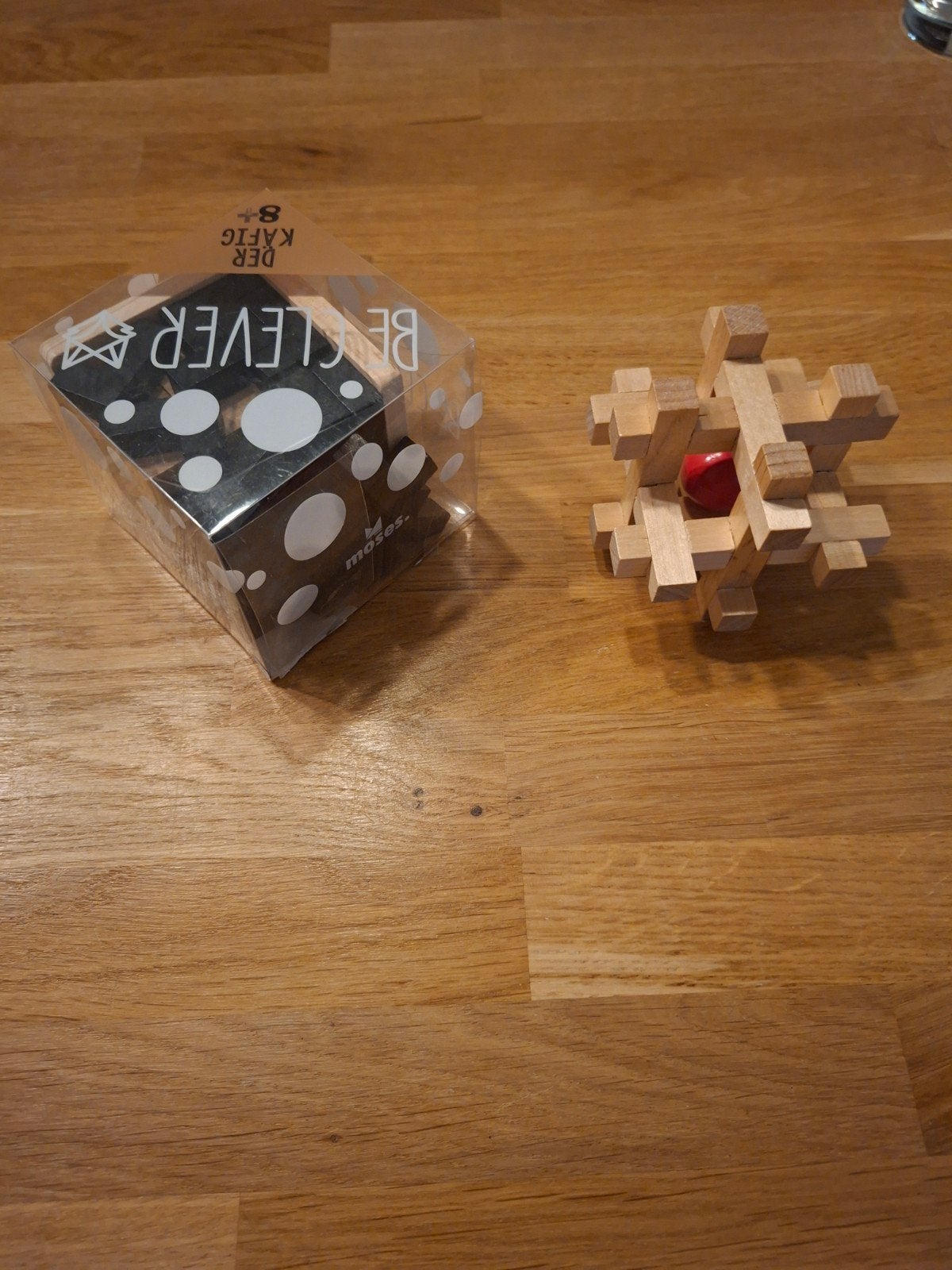 2 iq puzzels, Ophalen of Verzenden, Minder dan 500 stukjes, Zo goed als nieuw, Overige typen