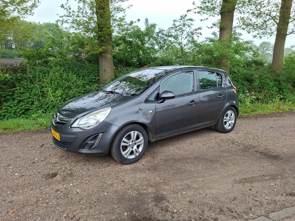 Opel Corsa 1.3 Cdti 70KW 5D 2012 Grijs. Apk 03-04-2027, Auto's, Voorwielaandrijving, Euro 5, 28 km/l, Metallic lak