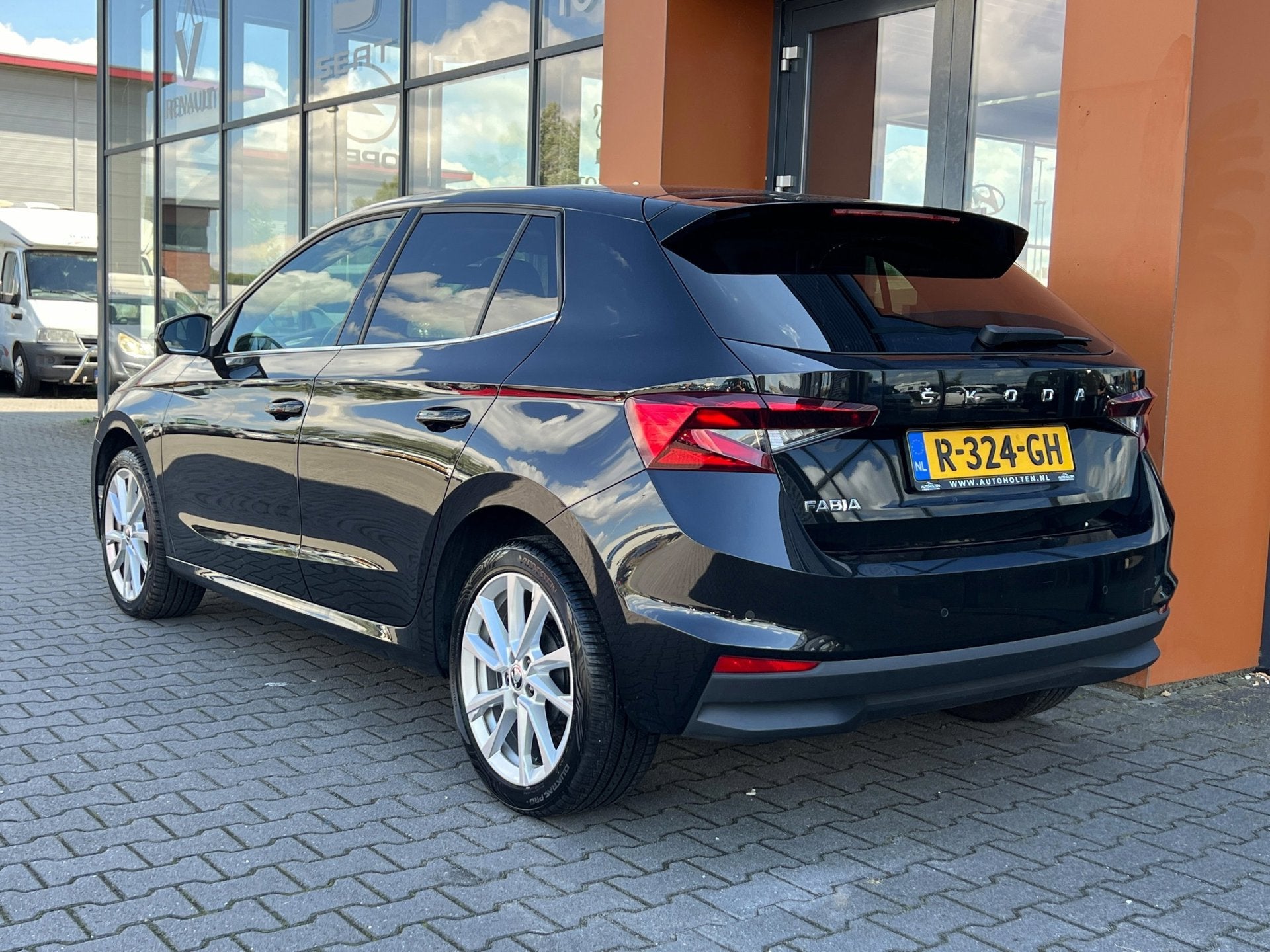 Skoda Fabia 1.0TSI|Virtual dash|Cruise|LED|PDC|PANO|Carplay, Dealer onderhouden, 1071 kg, Euro 6, Origineel Nederlands