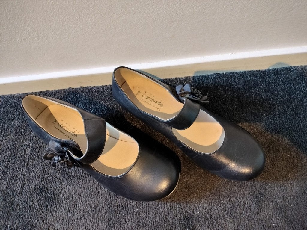 Caravelle nette zwarte damesschoenen, Kleding | Dames, Schoenen, Ophalen, Zo goed als nieuw, Zwart