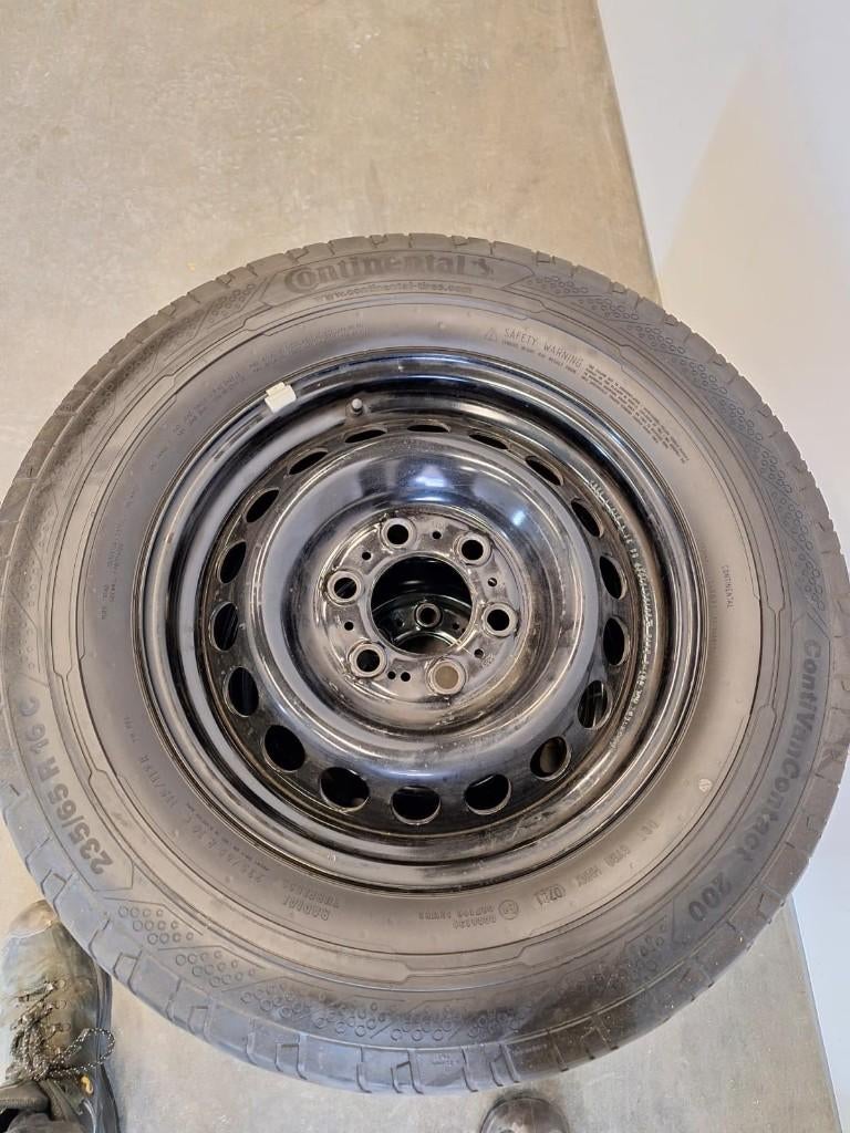 Mercedes Sprinter zomerbanden, Ophalen, 16 inch, 235 mm, Band(en)