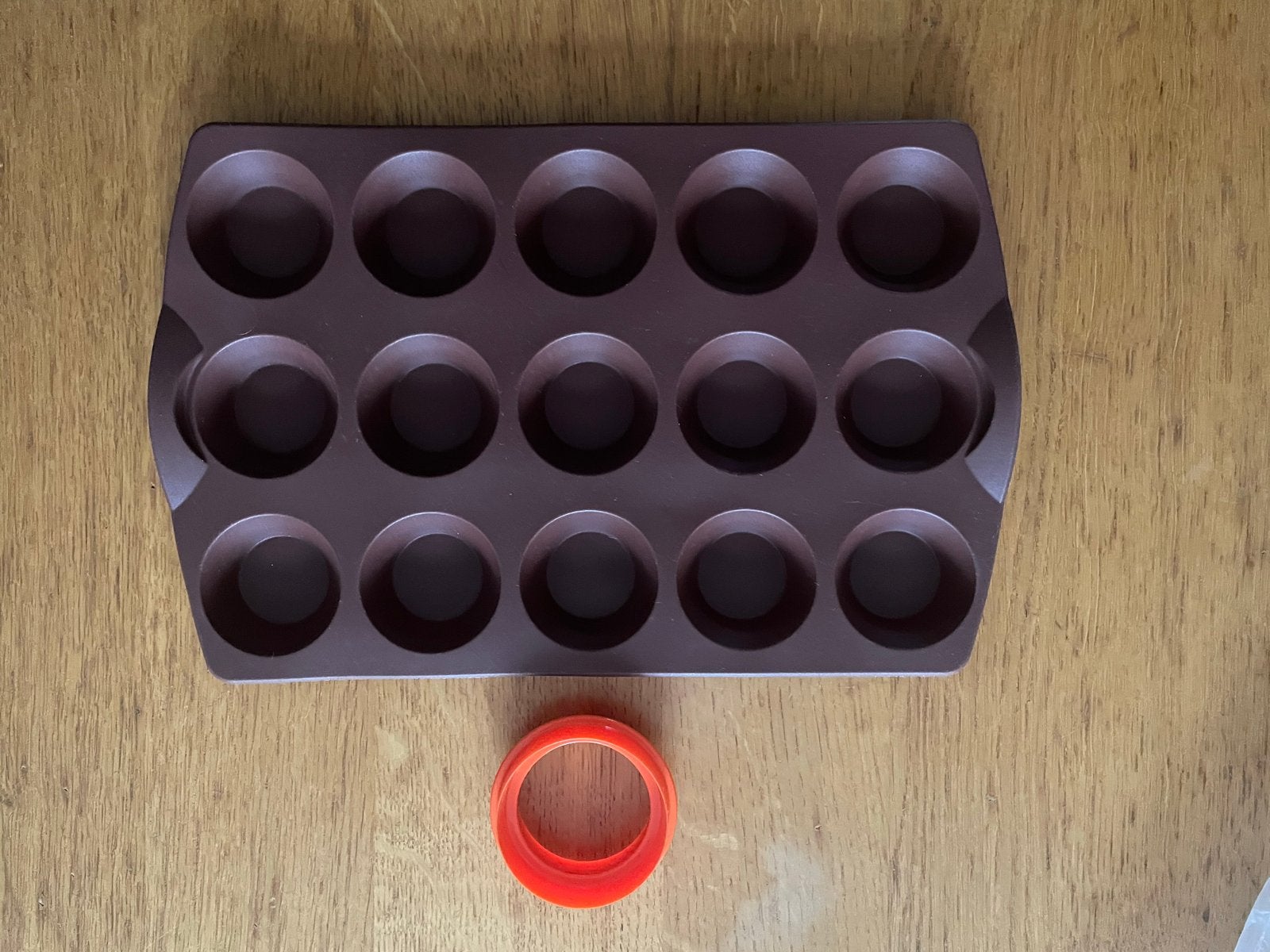 Nieuwe Tupperware siliconen tataletter + steker, Bruin, Overige typen, Nieuw, Ophalen of Verzenden