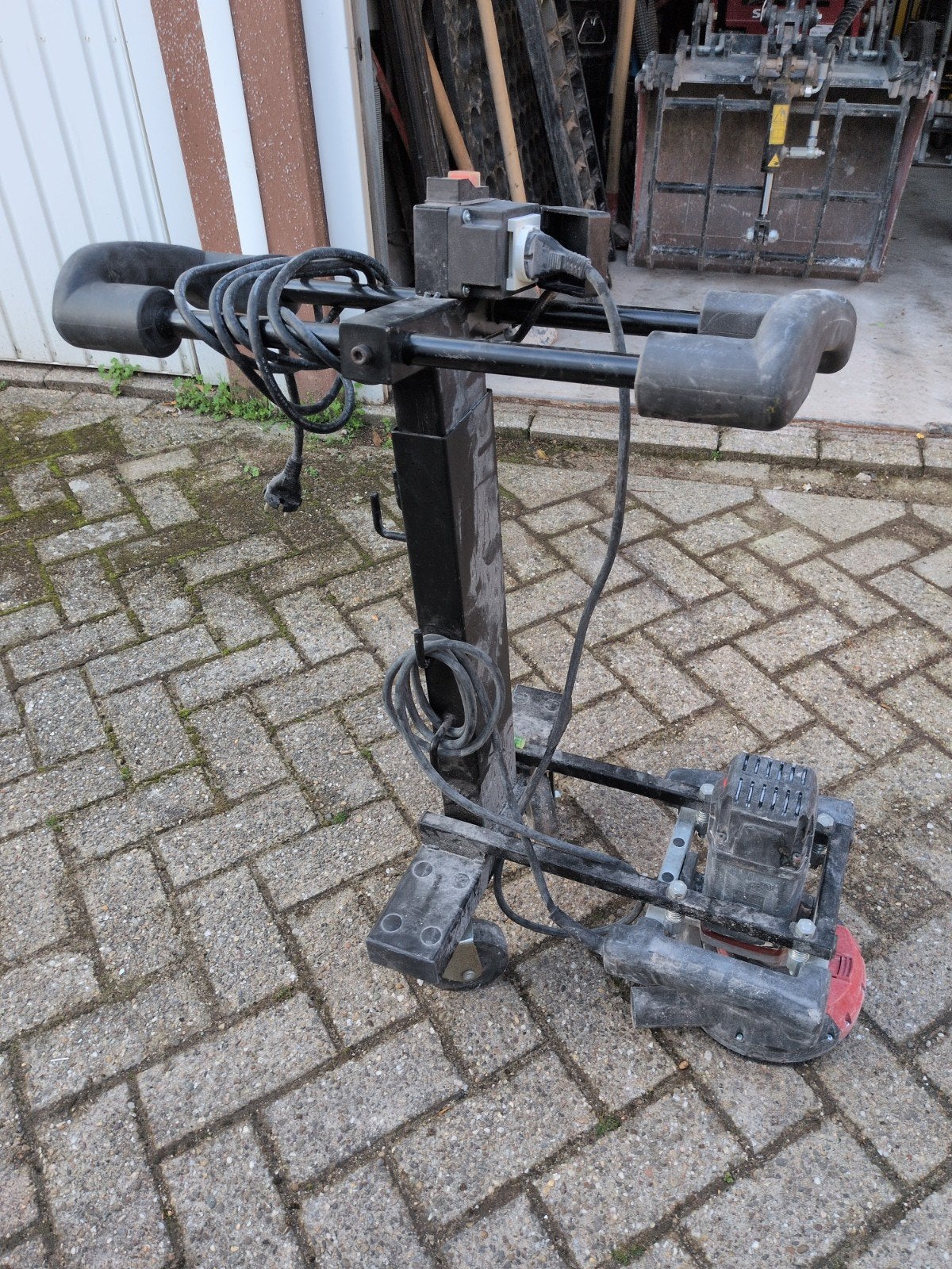 Professionele vloerschuurmachine met standaard, Doe-het-zelf en Verbouw, Ophalen, Gebruikt, 1200 watt of meer, Overige typen
