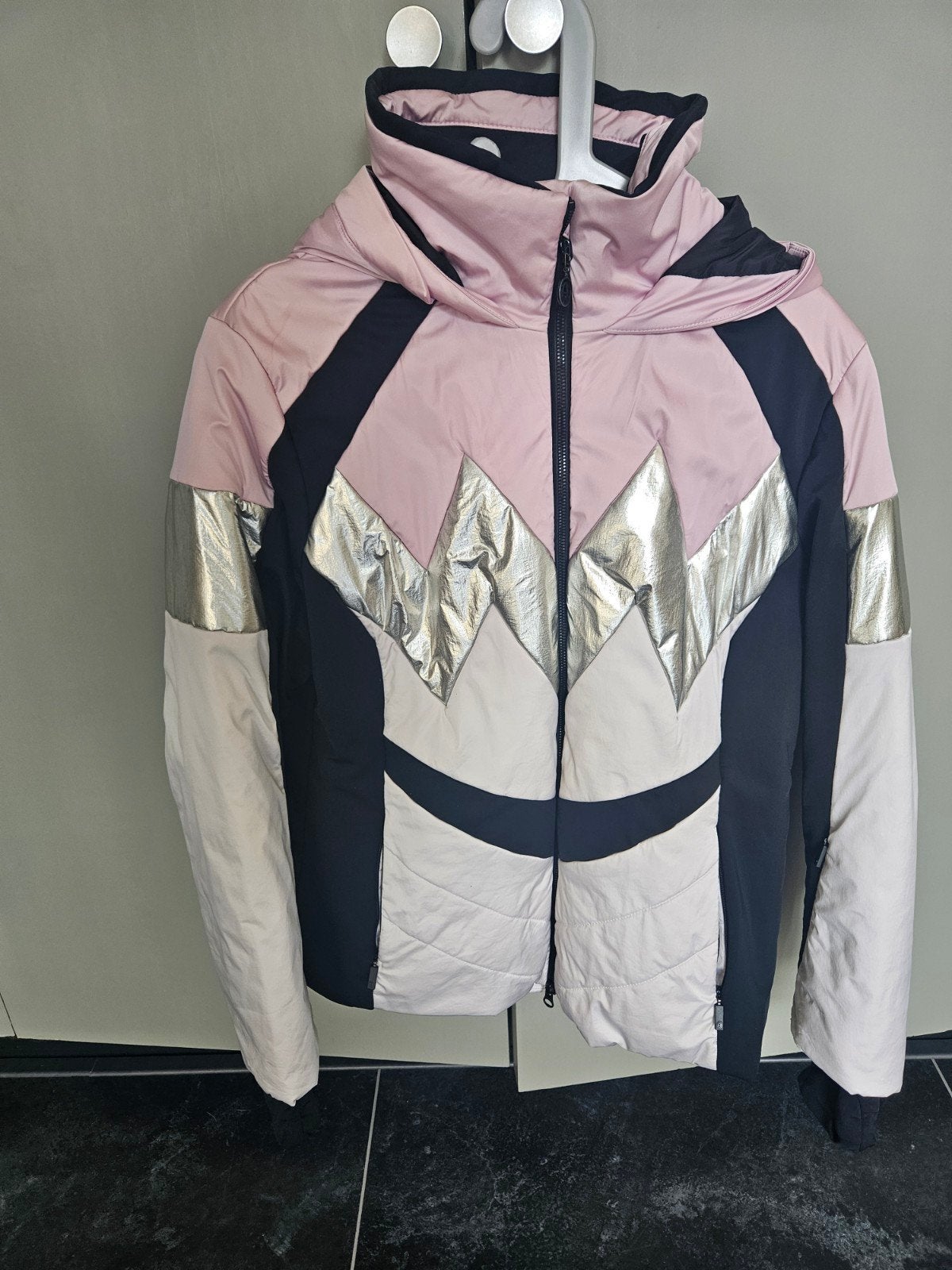 Sportalm skijack met capuchon en zonnebrilvakje, Kleding | Dames, Wintersportkleding, Overige typen, Maat 46/48 (XL) of groter