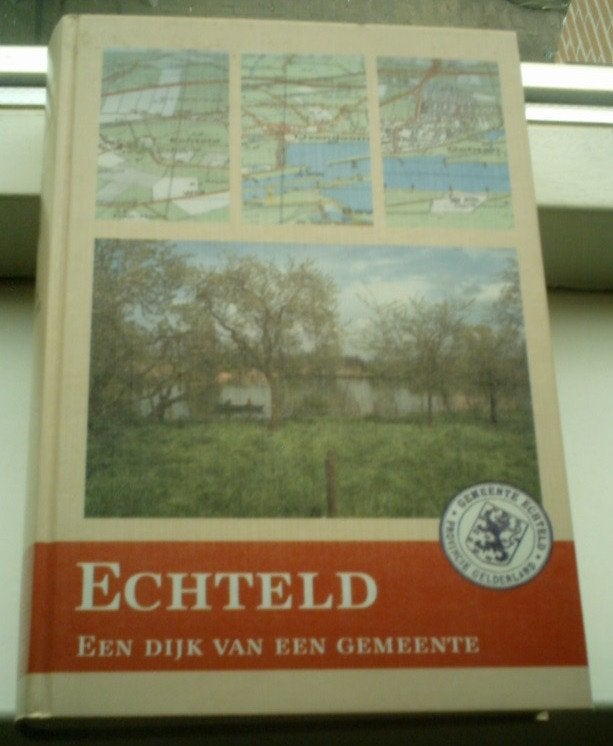 Echteld. Een dijk van een gemeente(Datema, 908063574)., Ophalen of Verzenden, Zo goed als nieuw