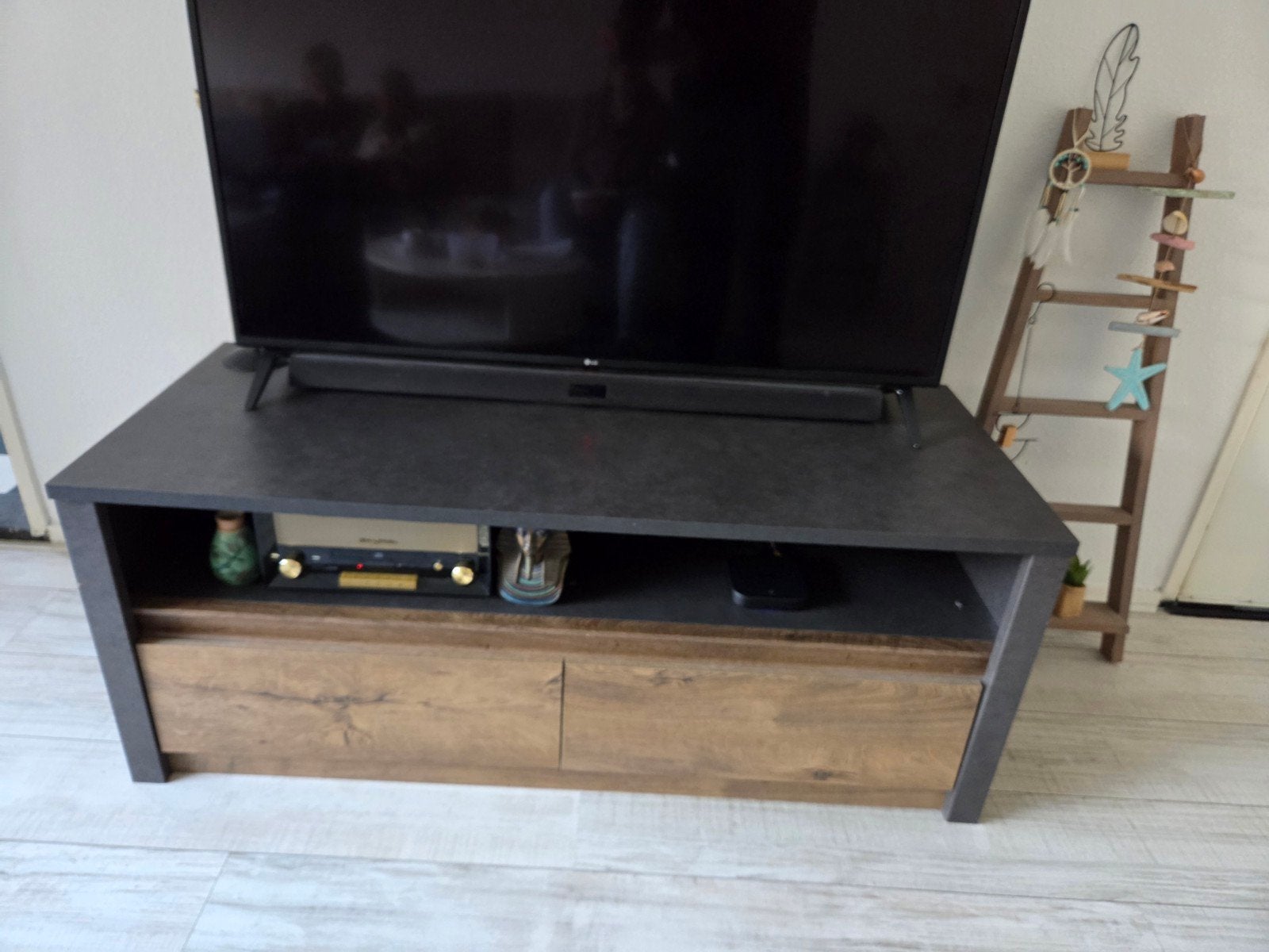 tv kast, Ophalen, Gebruikt, 100 tot 150 cm, Minder dan 100 cm