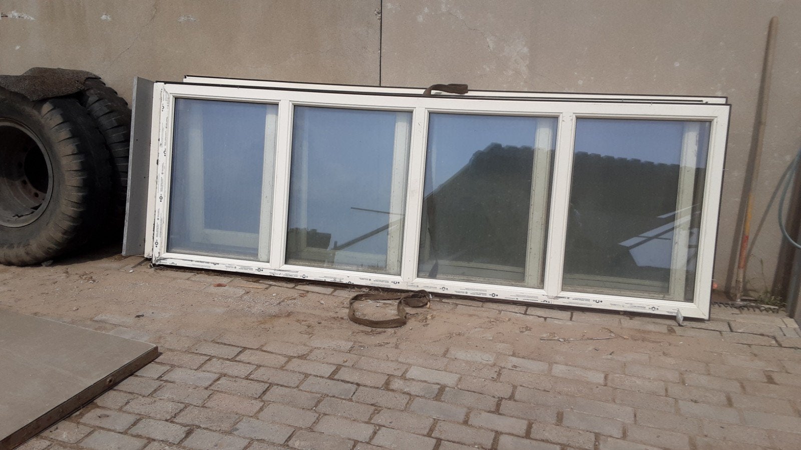 kunstofkozijnen 2 800 mmx1000 mm waarvan 1 draaikiepraam.dub, Doe-het-zelf en Verbouw, Kozijnen en Schuifpuien, Gebruikt, Dakkapel