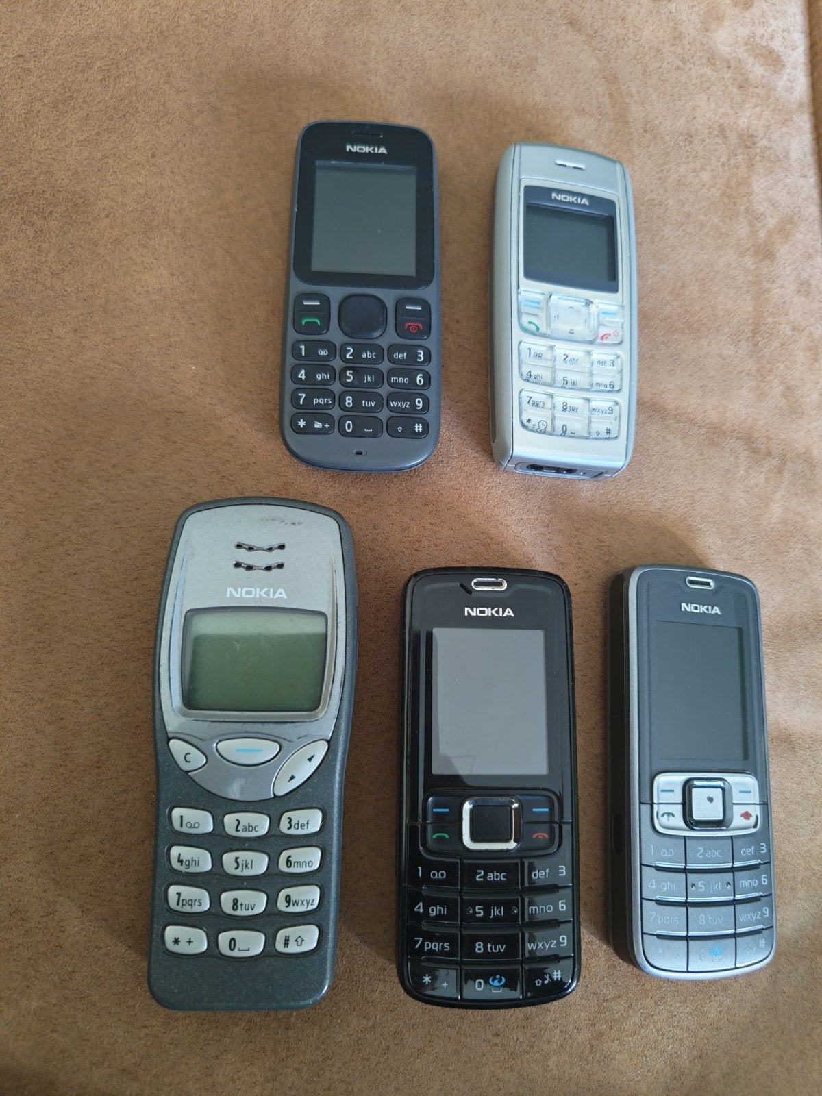 5 x Nokia telefoons - Diverse modellen, Telecommunicatie, Gebruikt, Zwart, Fysiek toetsenbord, Ophalen of Verzenden