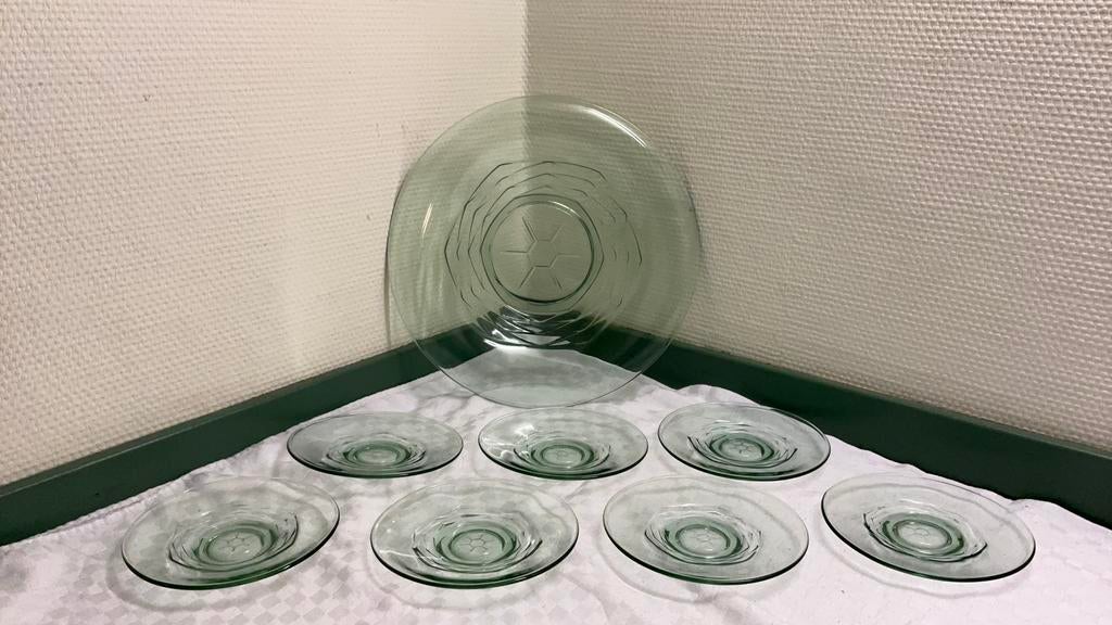 Copier pijnappel, schaal, bordjes, Antiek en Kunst, Antiek | Glas en Kristal, Ophalen of Verzenden