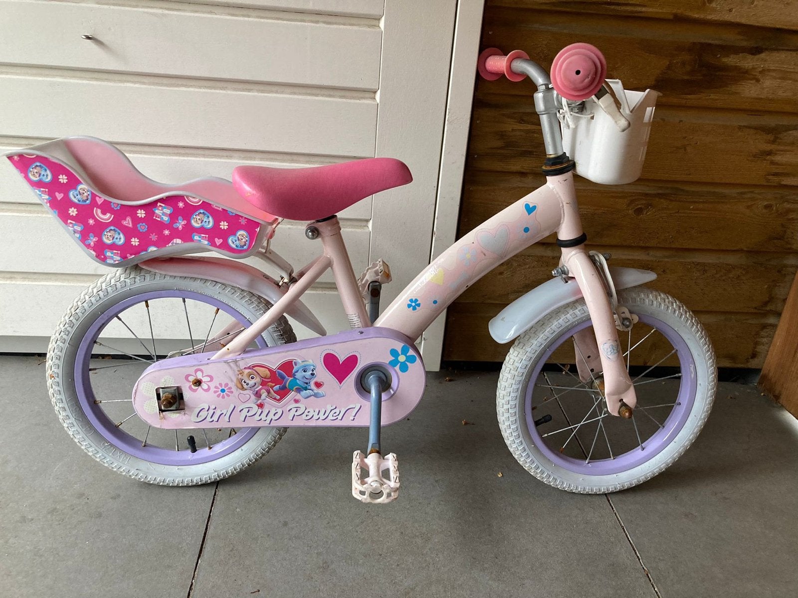 Paw Patrol Meisjesfiets 16 inch met zitje en mandje, Ophalen of Verzenden, Zo goed als nieuw, Velgrem, 16 tot 20 inch