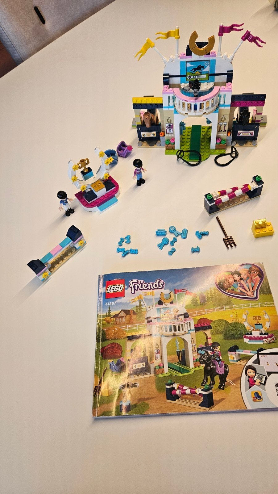LEGO Friends Heartlake Paardrijclub (41367), Ophalen of Verzenden, Zo goed als nieuw