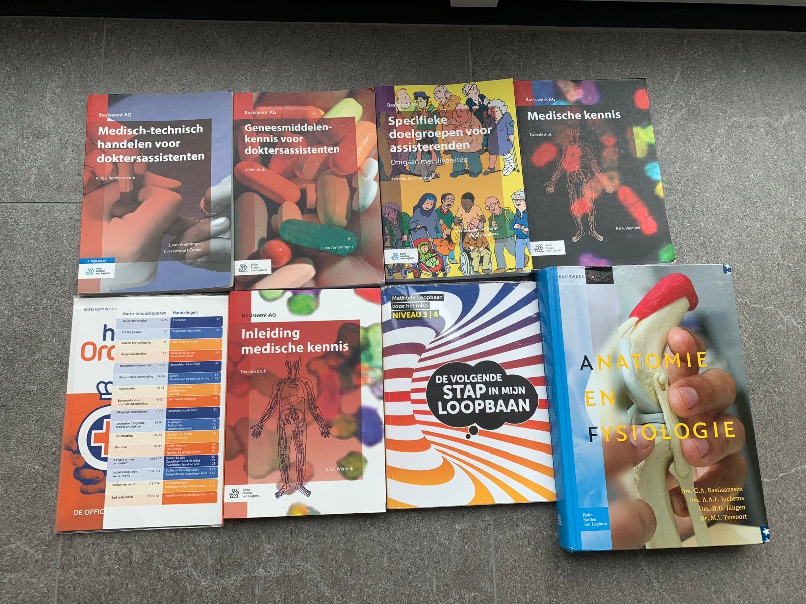 MBO doktersassistente, Ophalen of Verzenden, Zo goed als nieuw, Damesbladen
