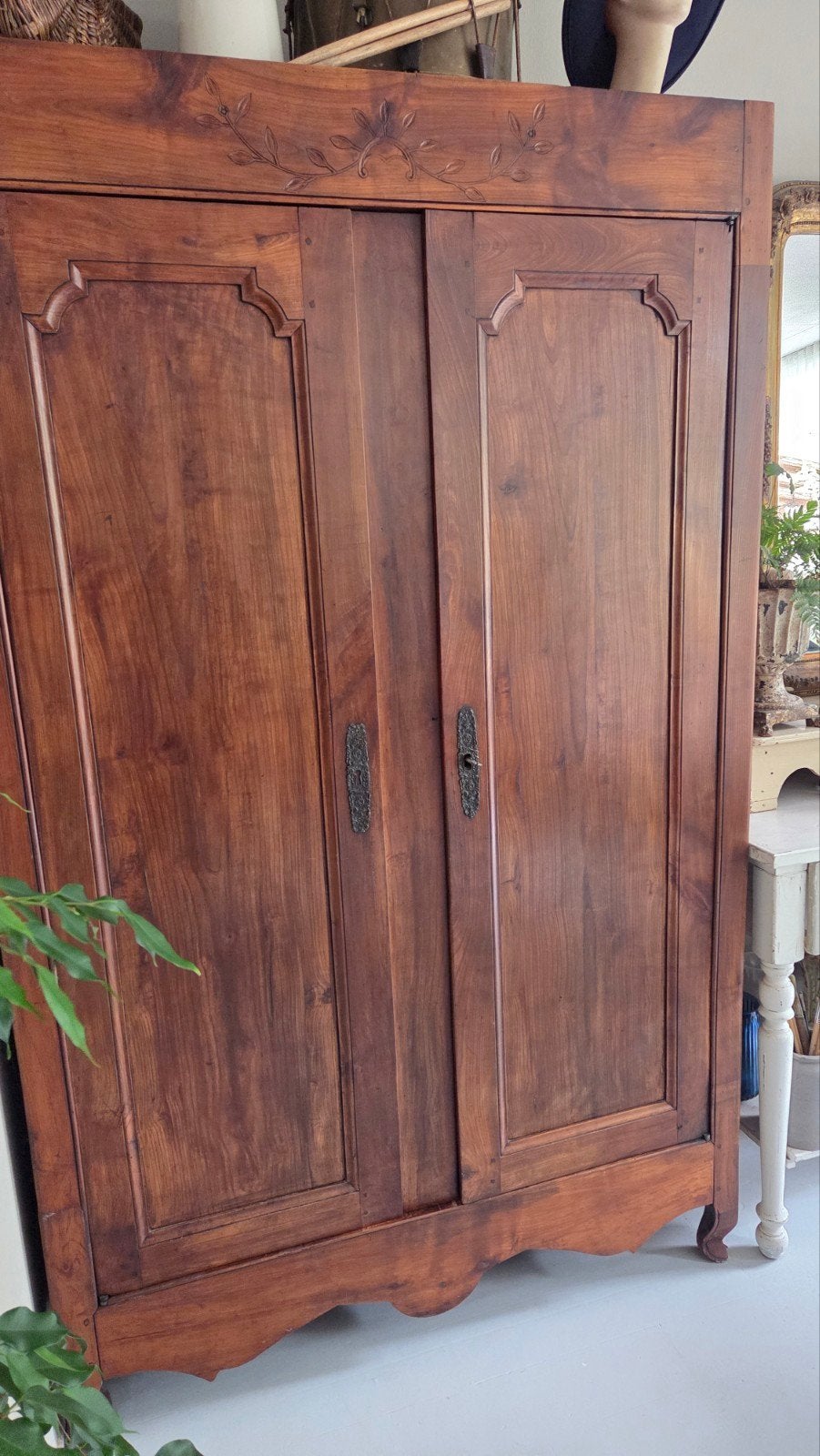 Antieke Franse massief kersenhouten kast uit ca 1880, Antiek en Kunst, Antiek | Meubels | Kasten, Ophalen