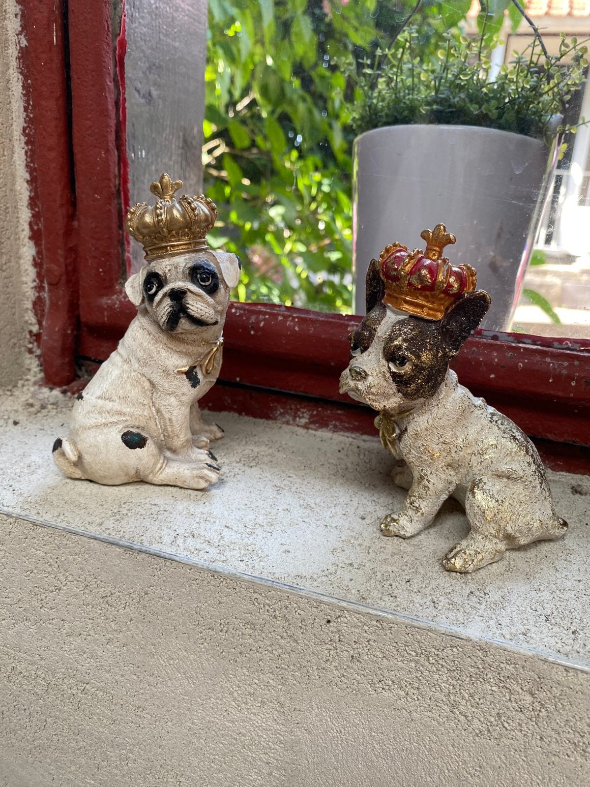 Schattige honden beeldjes, Tuin en Terras, Bloempotten, Rond, Ophalen of Verzenden, Zo goed als nieuw, Aardewerk